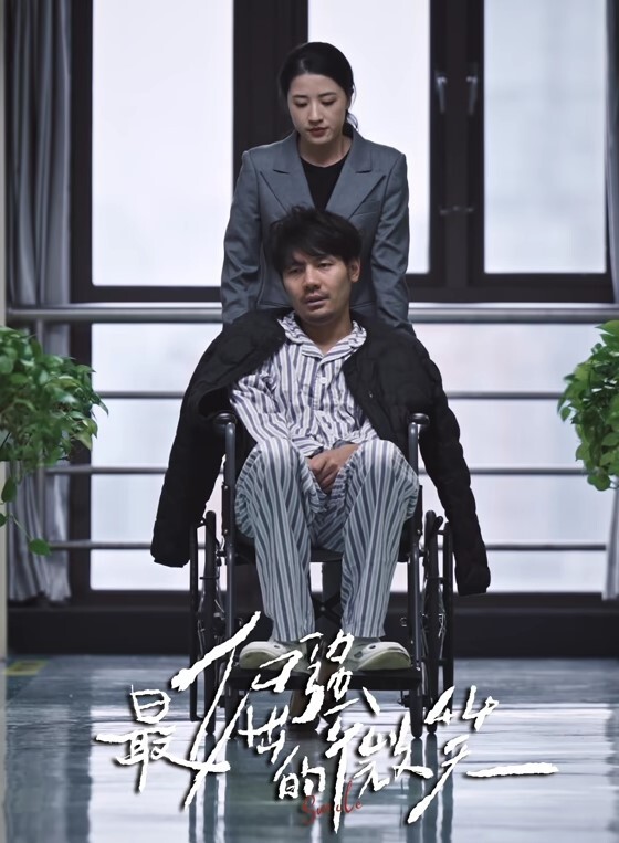 穿着豹纹的小妹子丰满的性感身材给粉丝看看 - 51视频